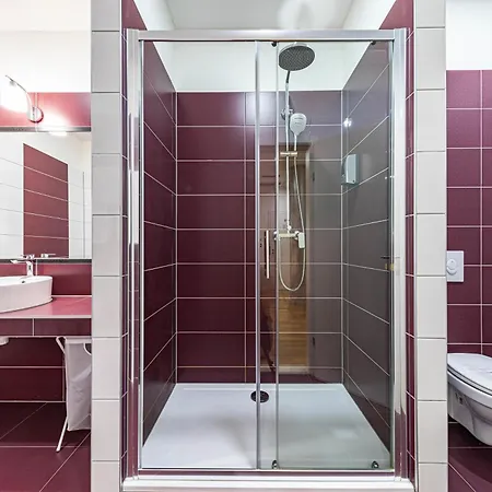 Split City Rooms Affittacamere 3*