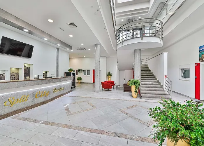 Split City Rooms 3* Split